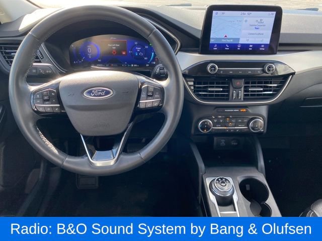 Used 2022 Ford Escape SEL w/ Technology Package image 7