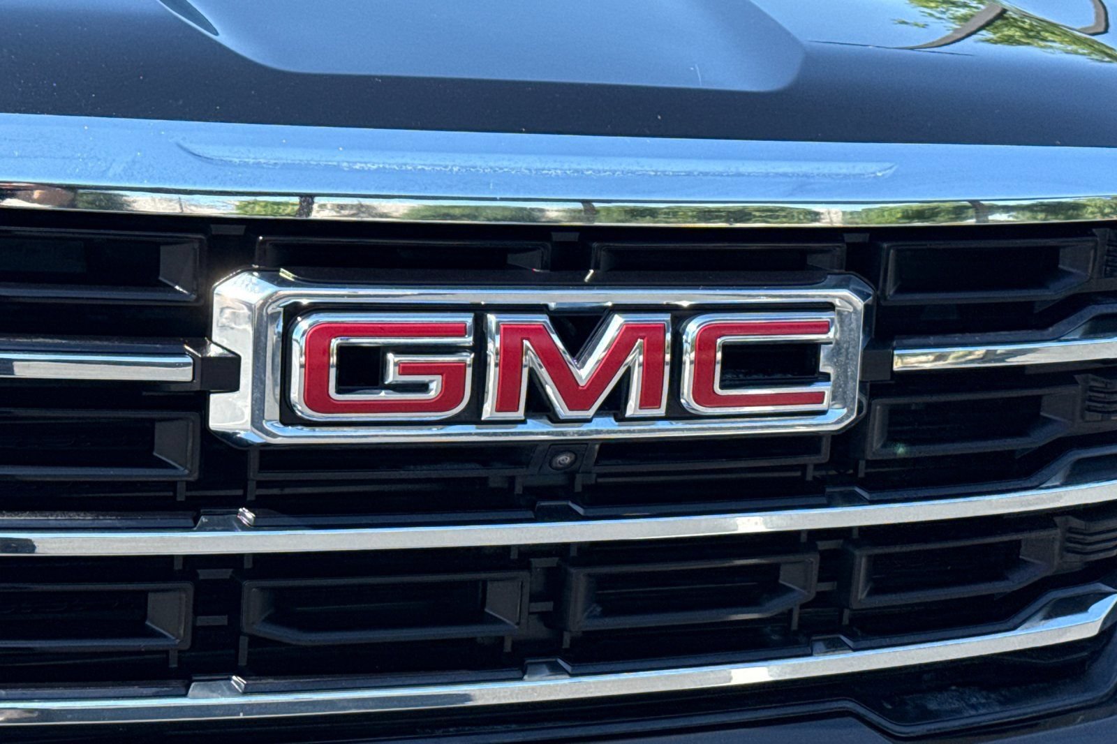 Used 2024 GMC Acadia Elevation FWD image 8