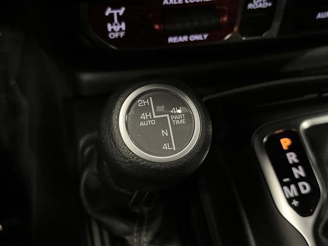 Used 2024 Jeep Wrangler Unlimited image 21