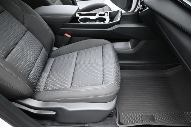 Used 2026 Chevrolet Equinox LT w/ LPO, Floor Liner Package AWD/4WD image 28