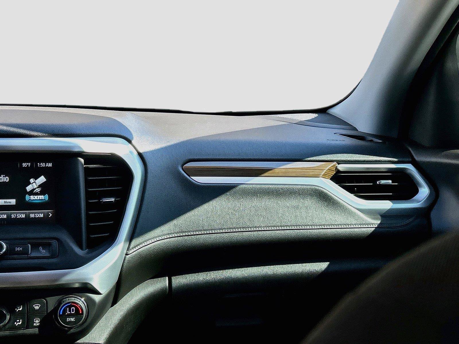 Used 2019 GMC Acadia SLE FWD image 18