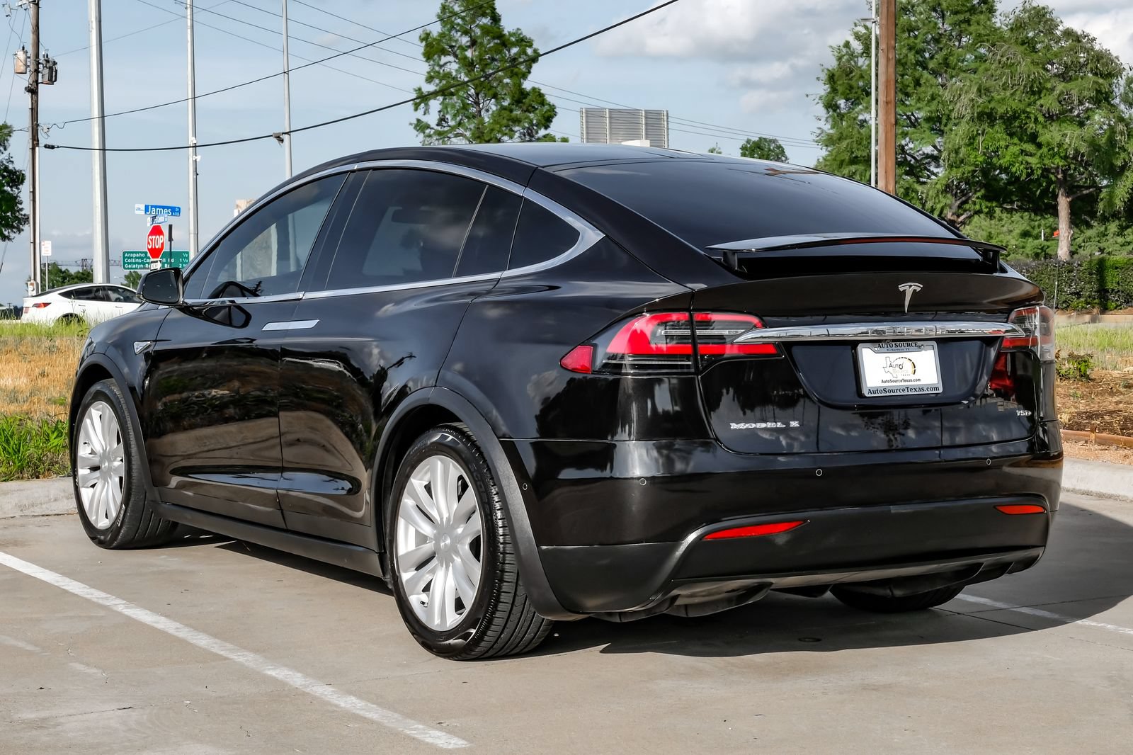 Used 2016 Tesla Model X 75D AWD/4WD image 10