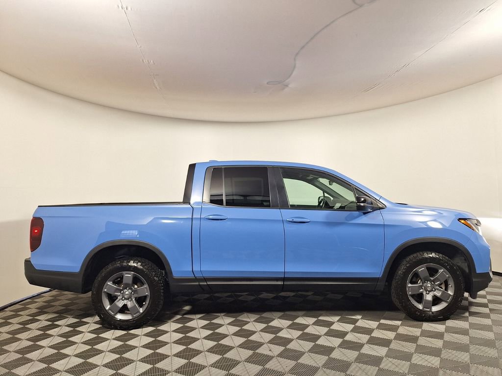 Used 2025 Honda Ridgeline TrailSport image 4
