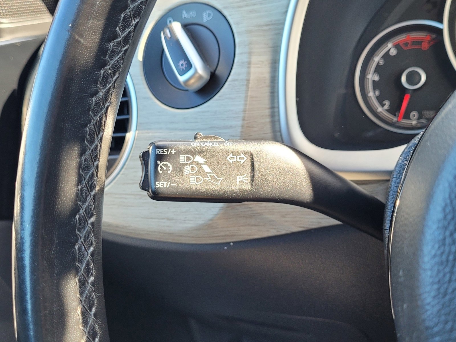 Used 2018 Volkswagen Beetle 2.0T S image 21