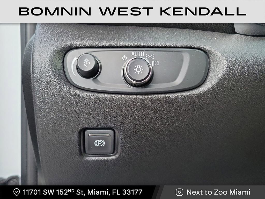 Used 2024 Chevrolet Blazer LT image 25