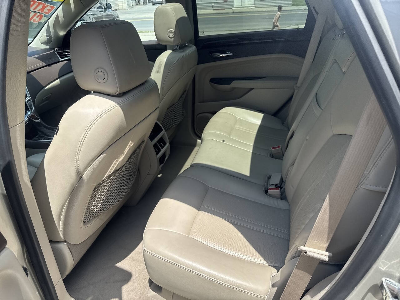 Used 2015 Cadillac SRX Luxury w/ Driver Awareness Package AWD/4WD image 12