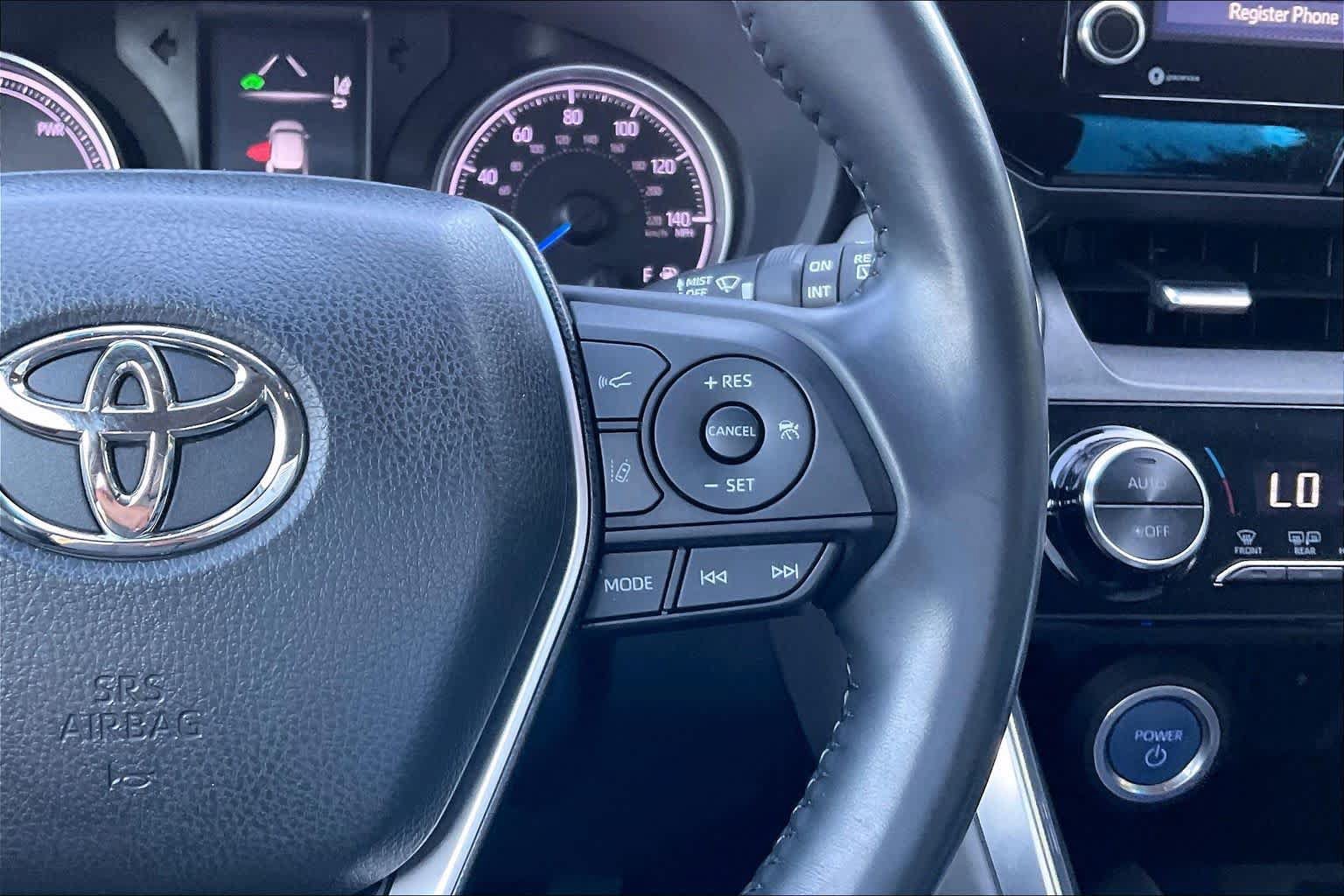 Used 2021 Toyota Venza LE AWD/4WD image 23