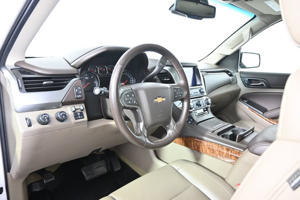 Used 2017 Chevrolet Suburban Premier AWD/4WD image 24