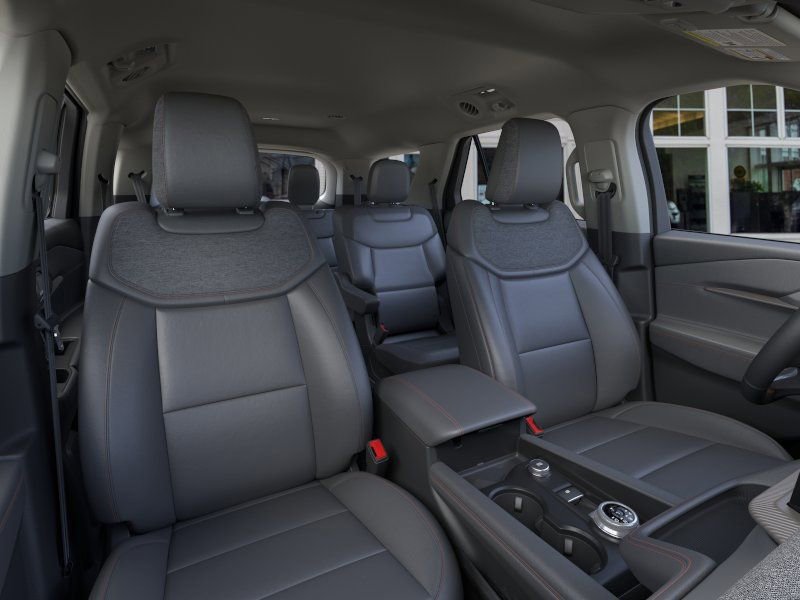 New 2026 Ford Explorer Active w/ Active Comfort Package image 10