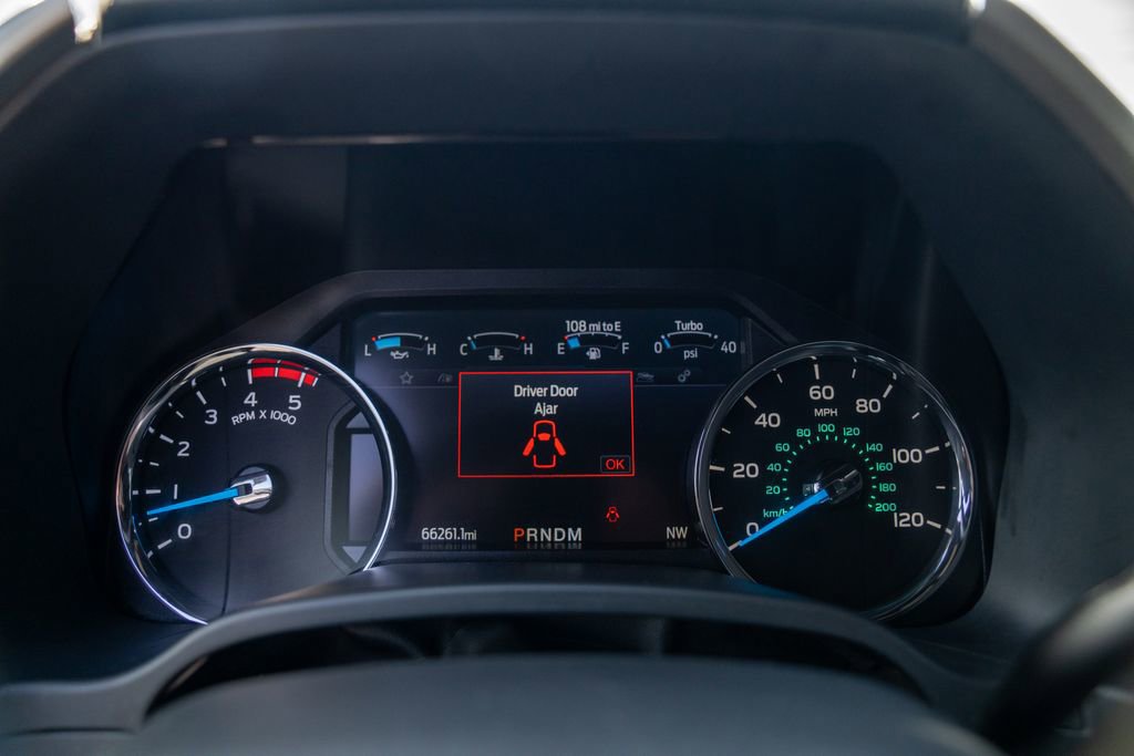 Used 2022 Ford F250 Lariat w/ Black Appearance Package image 21