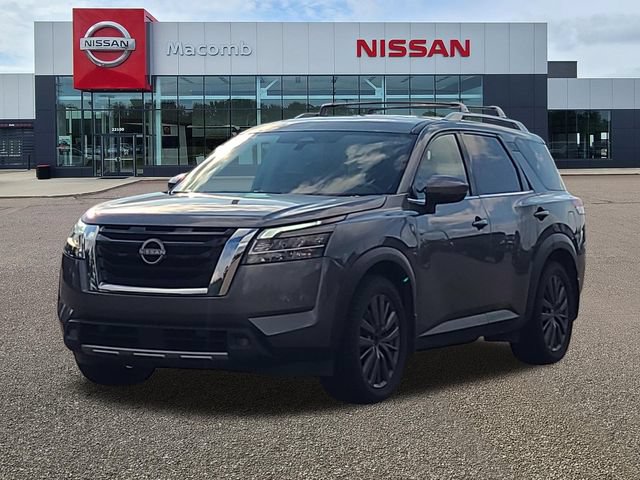 Used 2022 Nissan Pathfinder SL w/ SL Premium Package AWD/4WD image 3