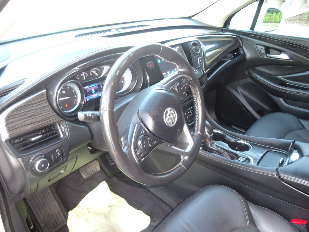 Certified 2017 Buick Envision Essence FWD image 12
