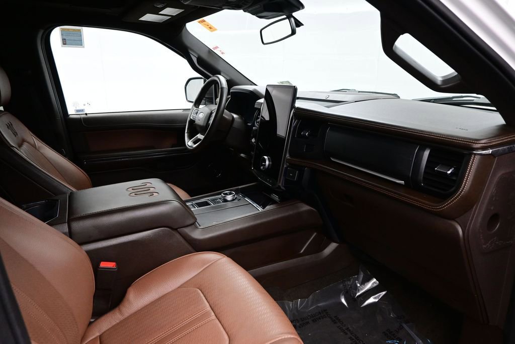 Used 2024 Ford Expedition King Ranch RWD image 11