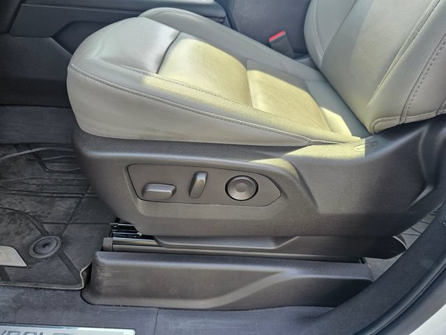 Used 2022 Chevrolet Tahoe LT w/ Luxury Package RWD image 20