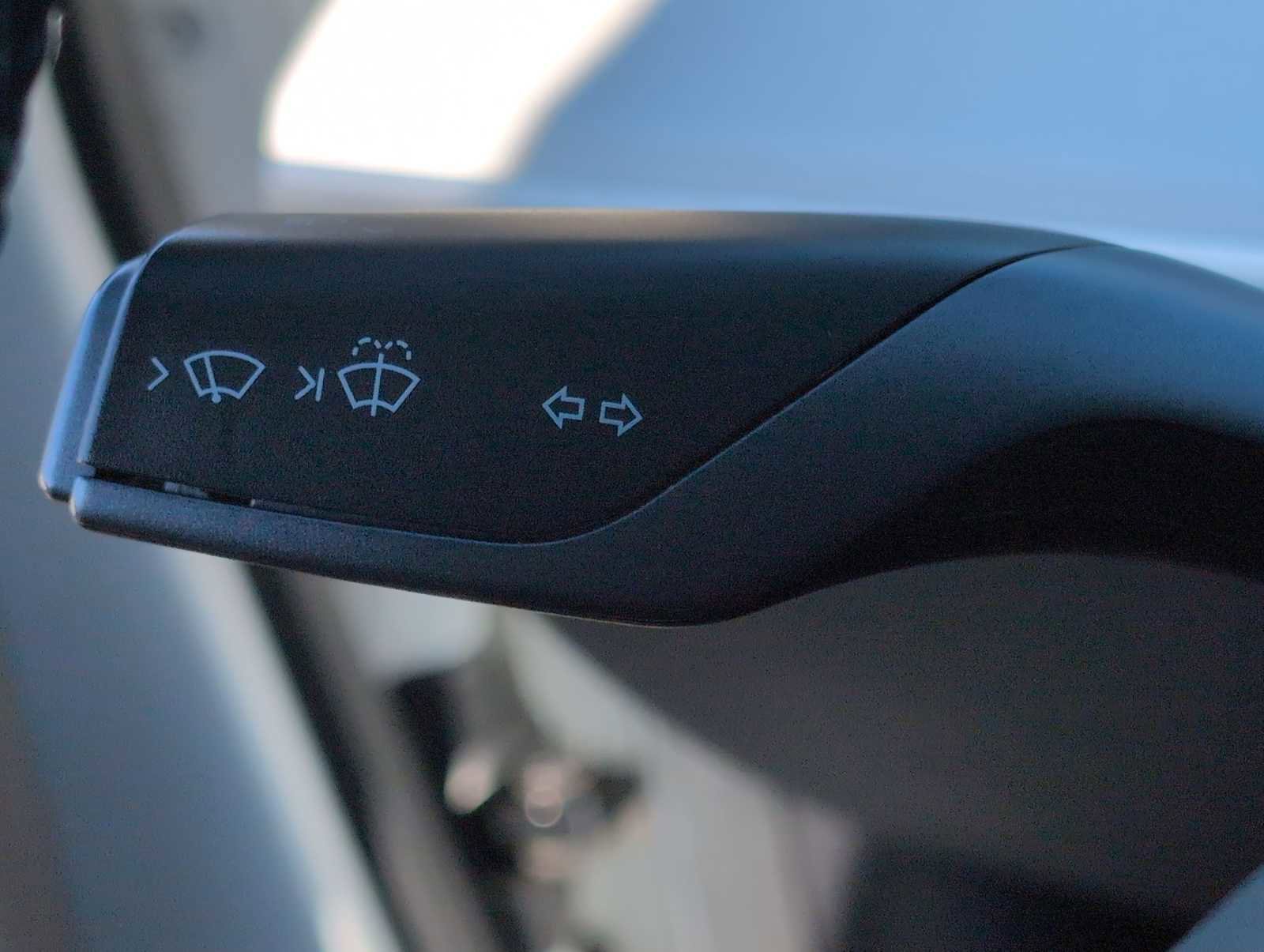 Used 2019 Tesla Model 3 Standard Range Plus image 26