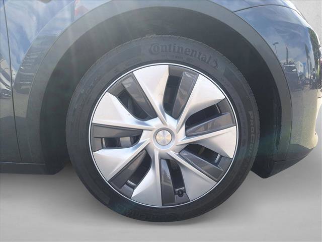 Used 2023 Tesla Model Y Long Range image 20