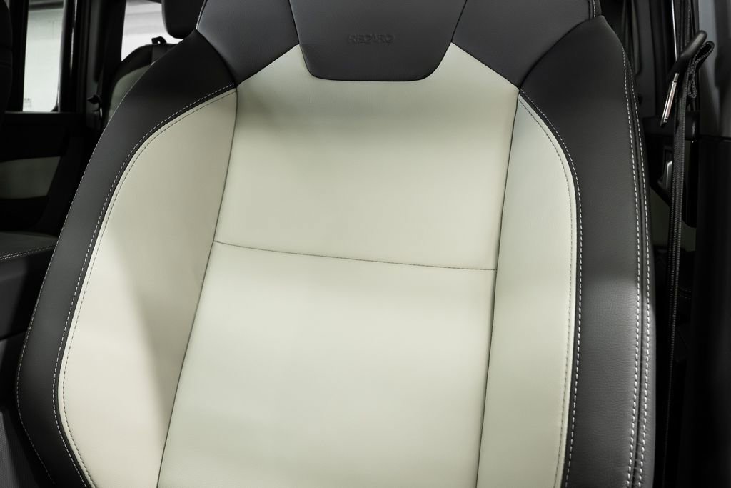 Used 2026 INEOS Grenadier Fieldmaster Edition image 40