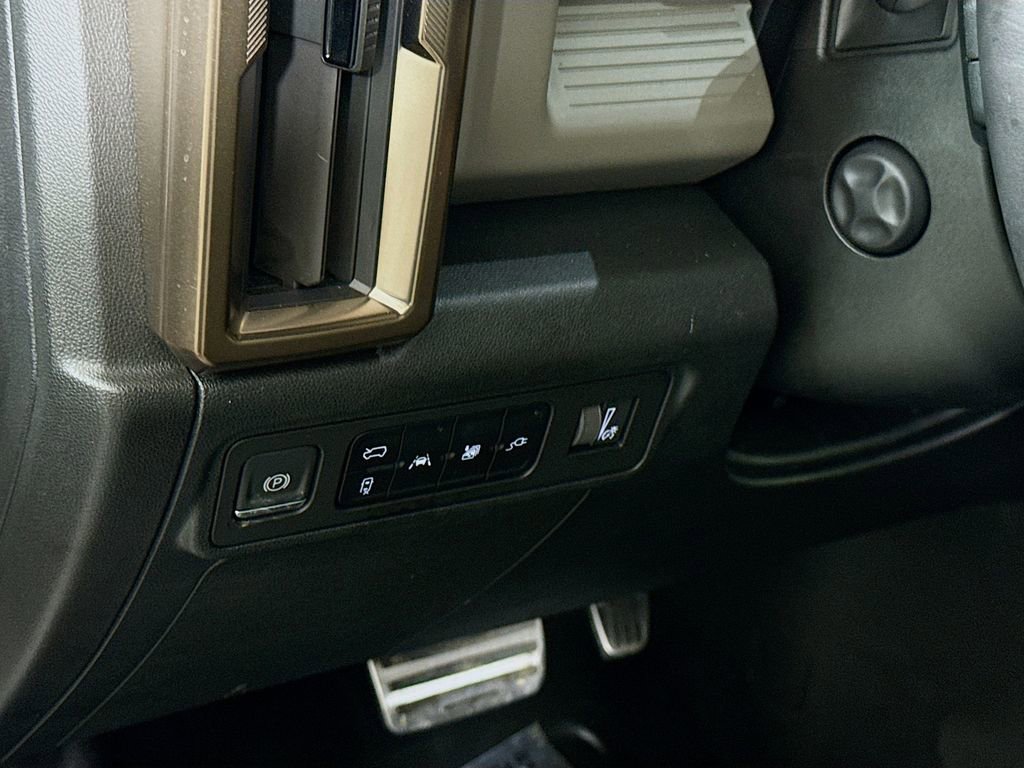 Used 2025 GMC Hummer EV 3X image 21