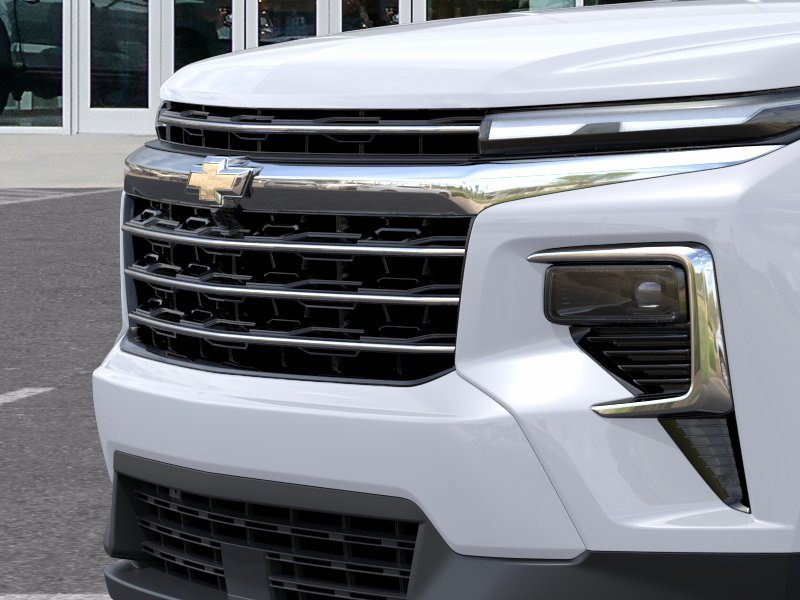 New 2027 Chevrolet Traverse LT w/ Driver Confidence Package FWD image 15