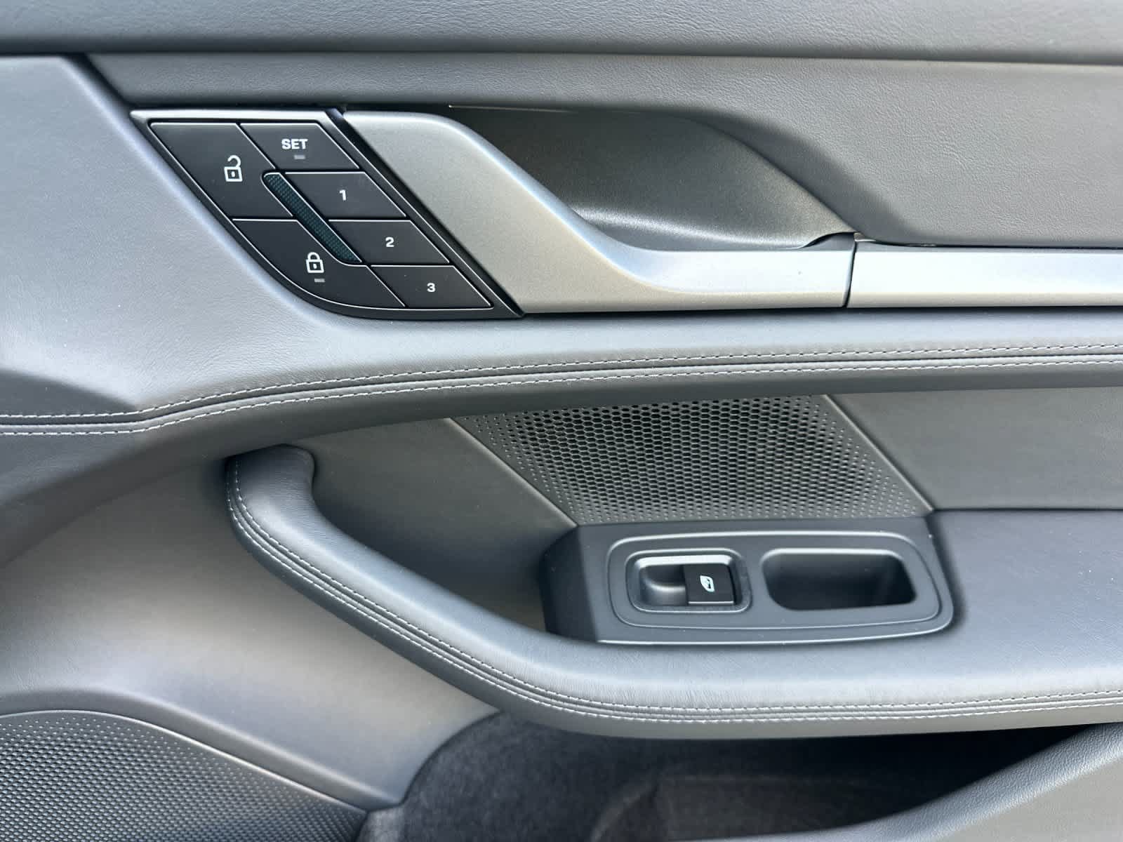 New 2026 Porsche Taycan AWD/4WD image 18