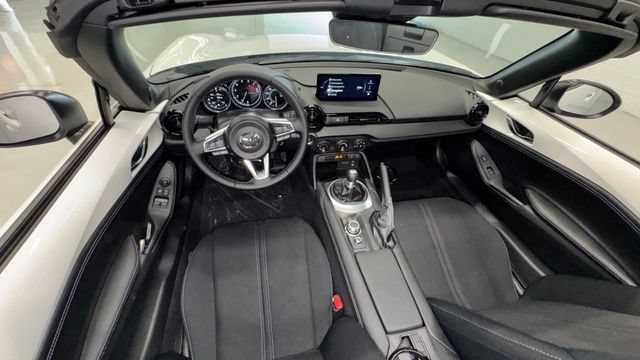 New 2026 MAZDA MX-5 Miata Club w/ Weather Package RWD image 14