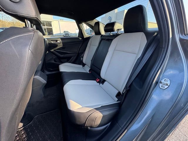 Certified 2020 Volkswagen Jetta R-Line image 11