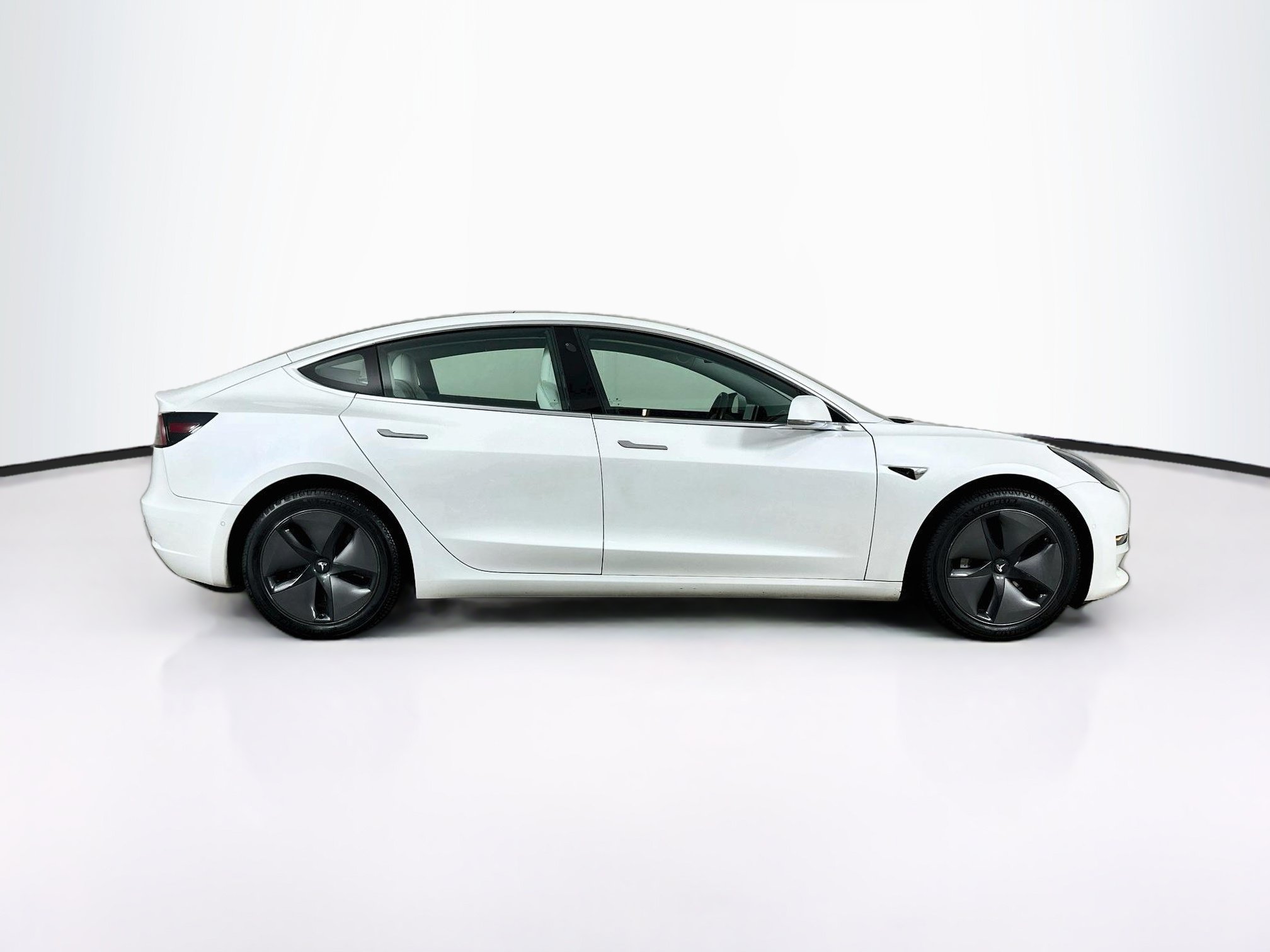 Used 2019 Tesla Model 3 Long Range AWD/4WD image 10