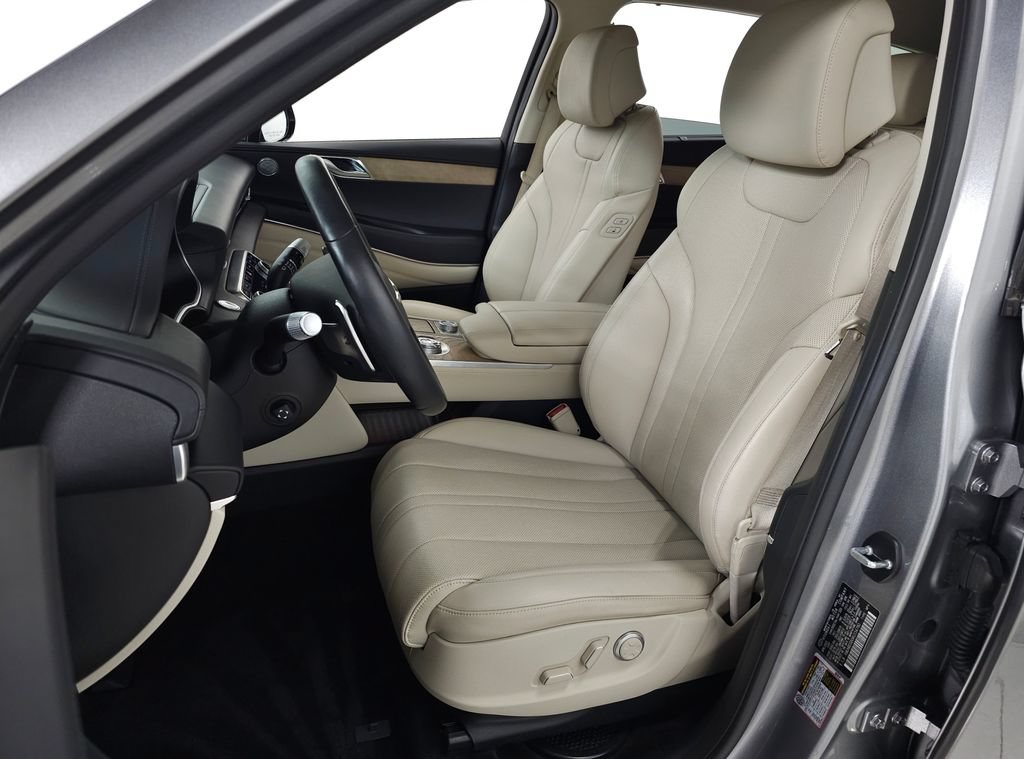 Used 2024 Genesis GV80 2.5T AWD/4WD image 18