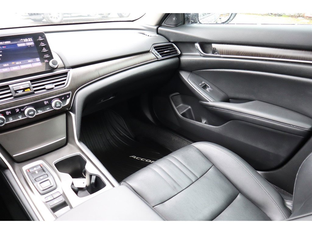 Used 2022 Honda Accord Touring image 27