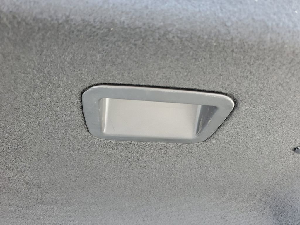 Used 2022 Genesis G70 3.3T image 10