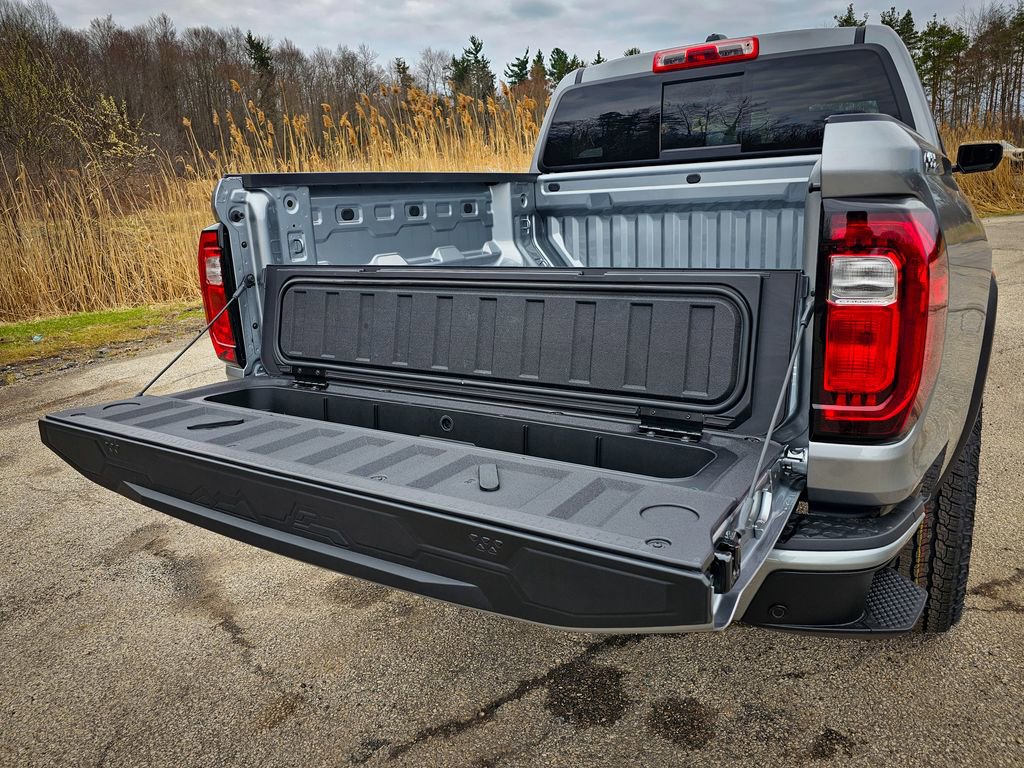 New 2026 GMC Canyon Elevation image 6
