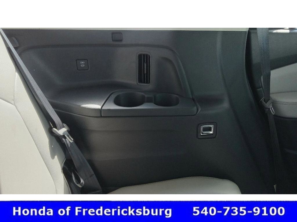 Certified 2025 Honda Pilot Touring image 37