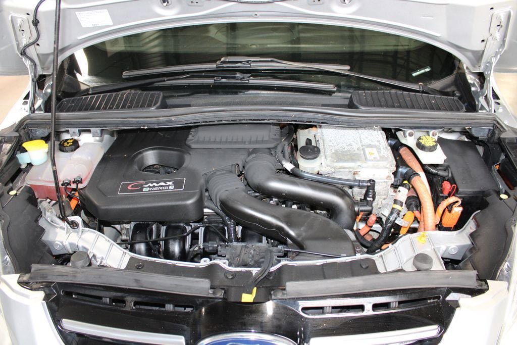 Used 2016 Ford C-MAX Energi SEL w/ Equipment Group 302A FWD image 14