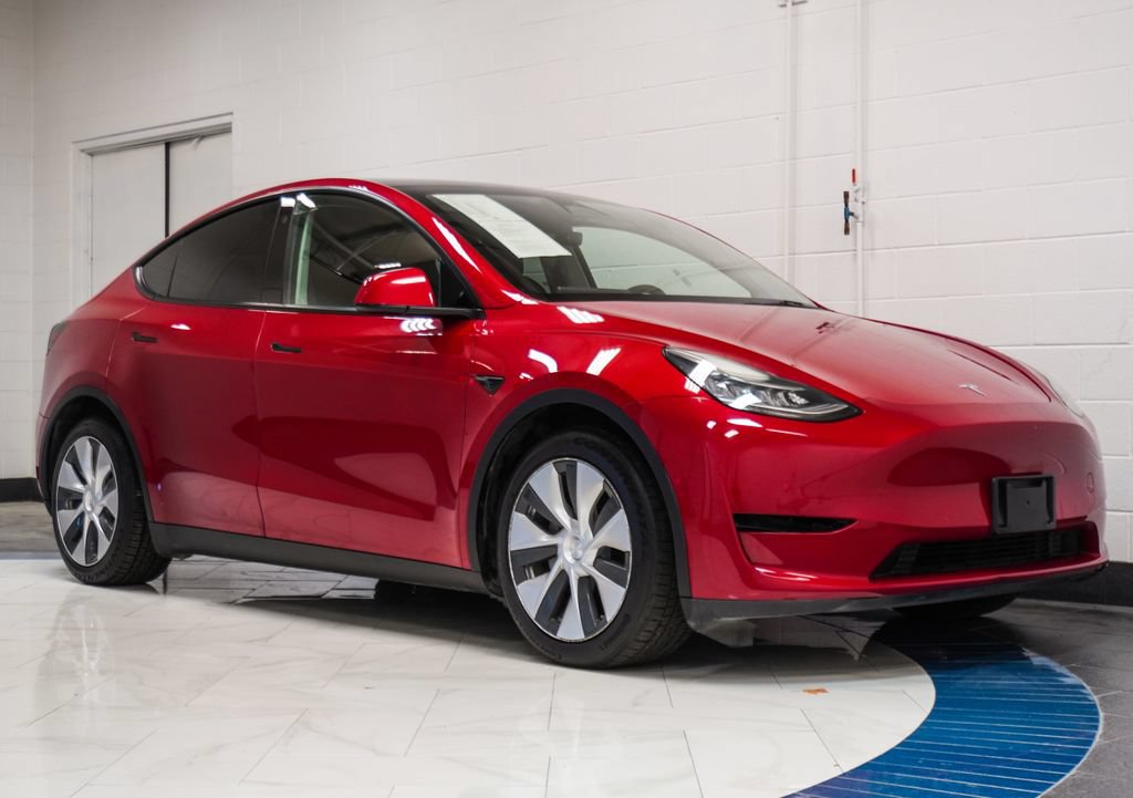 Used 2022 Tesla Model Y Long Range AWD/4WD image 5