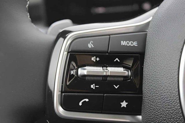 New 2025 Kia Sorento EX image 15