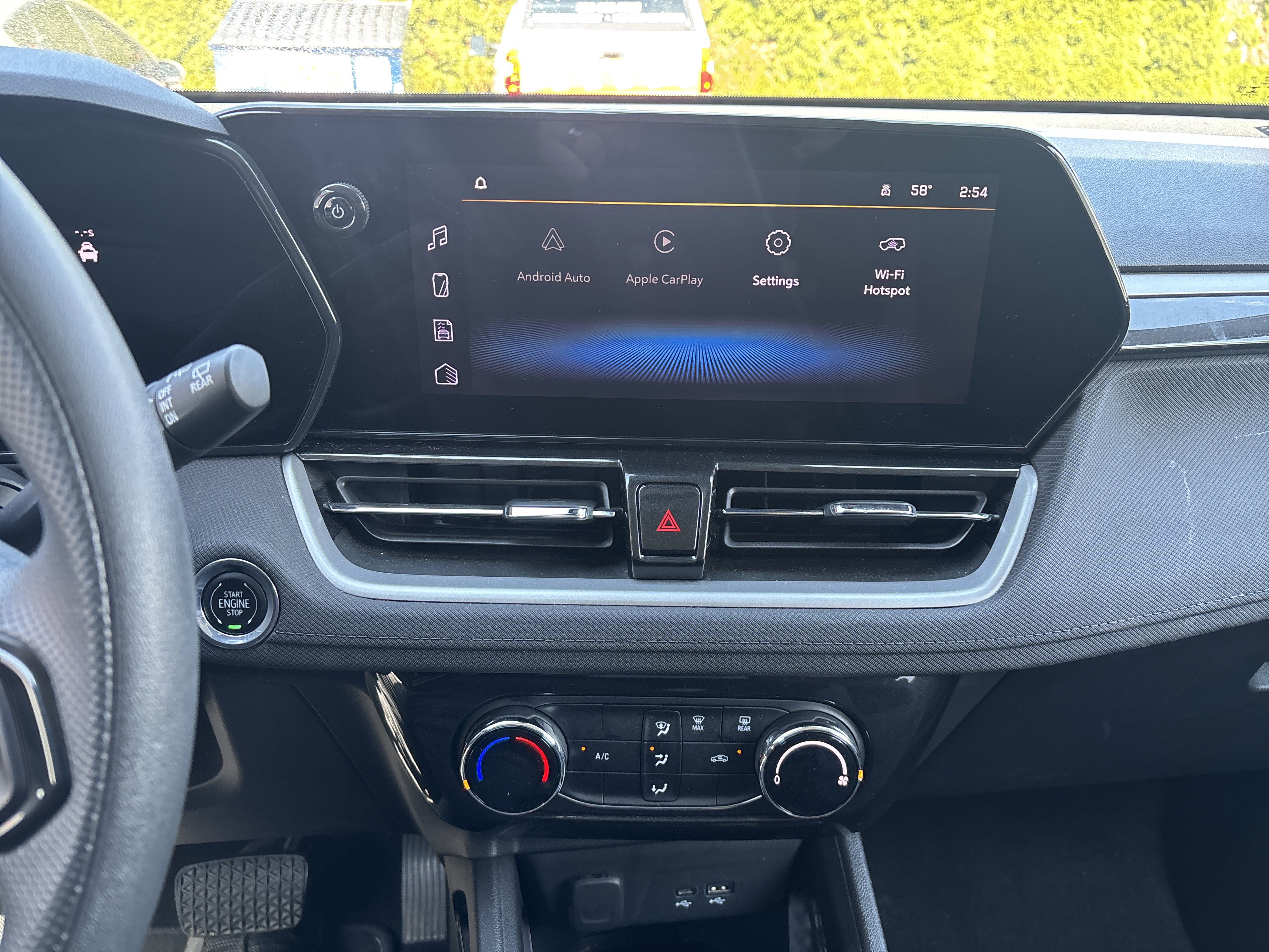 Used 2025 Chevrolet TrailBlazer LT AWD/4WD image 25