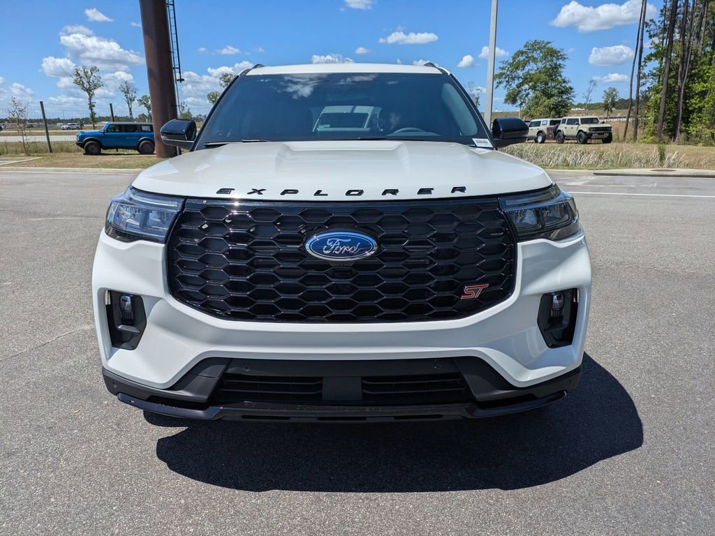 New 2026 Ford Explorer ST image 9