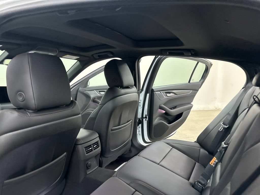 New 2026 Cadillac CT5 V AWD/4WD image 21