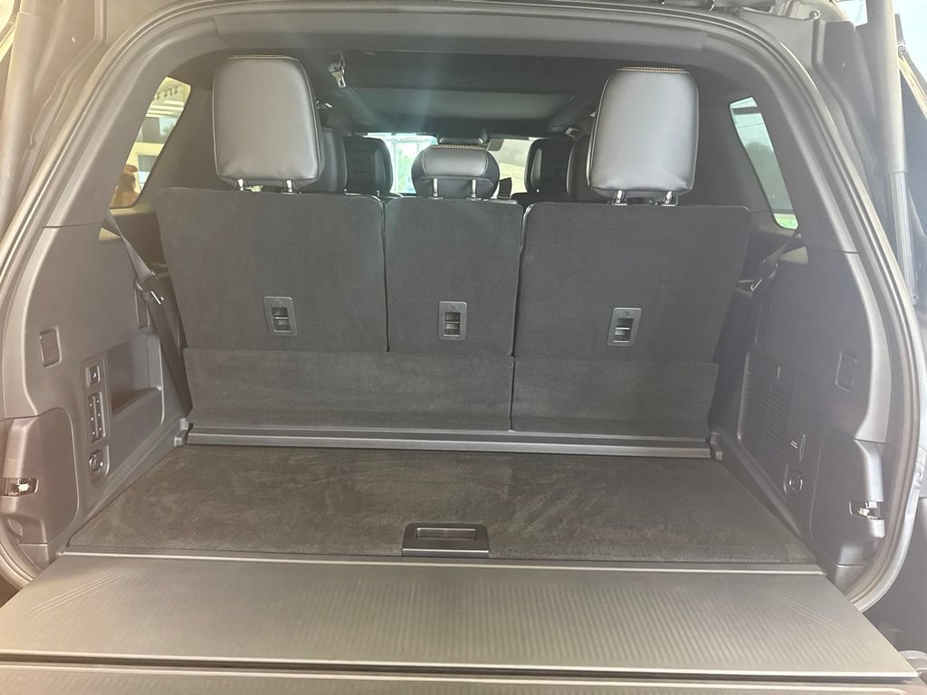Used 2027 Ford Expedition Tremor w/ Driver's Package AWD/4WD image 41