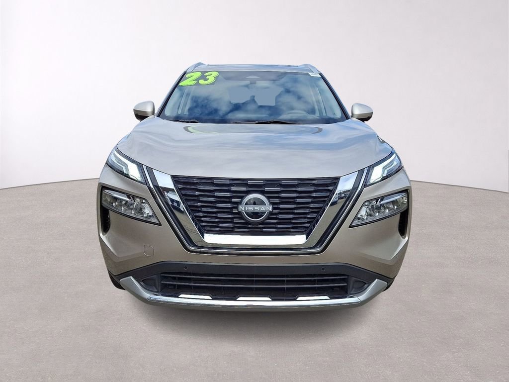 Used 2023 Nissan Rogue Platinum w/ Platinum Premium Package image 2