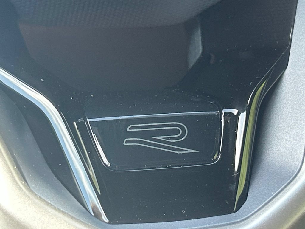 New 2026 Volkswagen Tiguan SEL R-Line AWD/4WD image 25