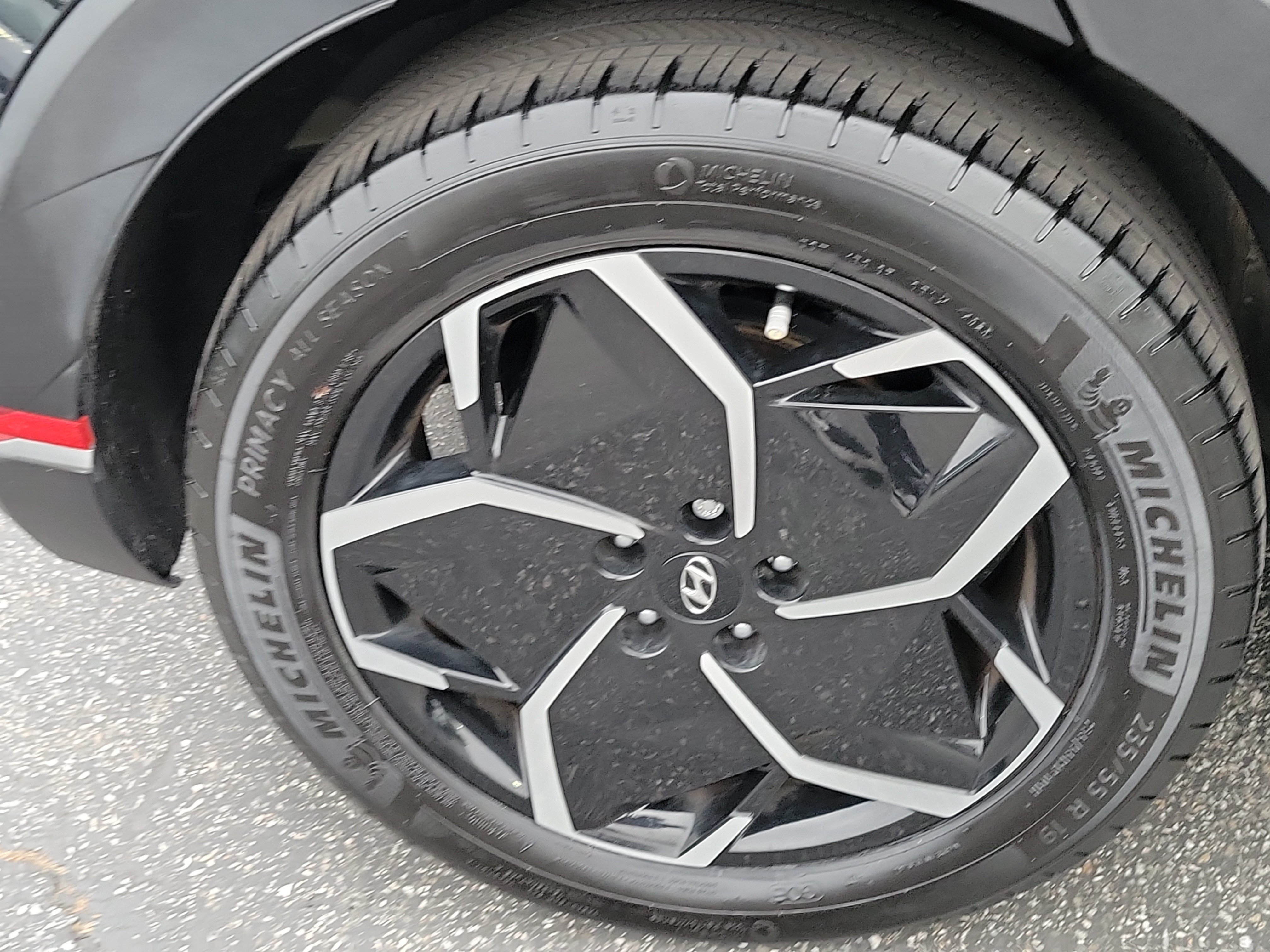 Certified 2024 Hyundai Ioniq 5 SEL RWD image 23