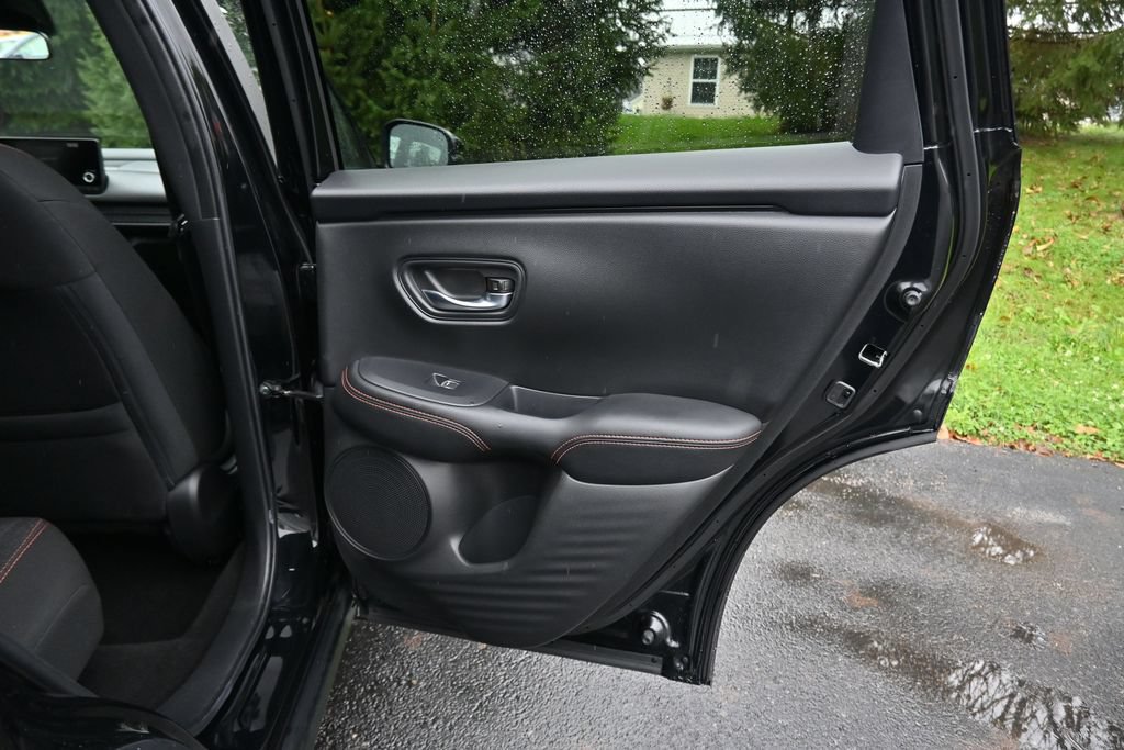 Used 2025 Honda HR-V Sport image 29