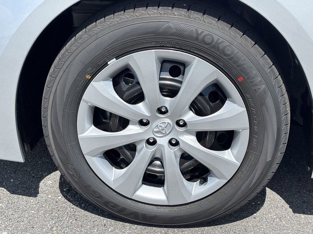 New 2026 Toyota Corolla LE FWD image 8