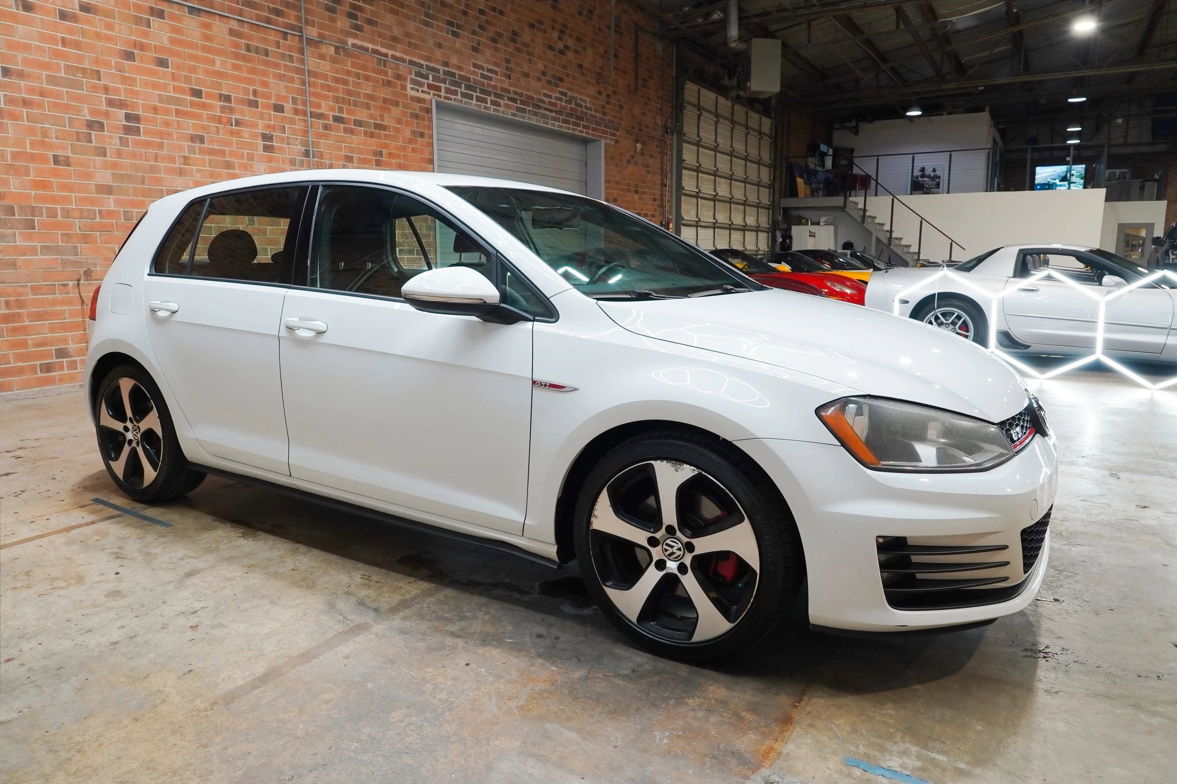 Used 2015 Volkswagen GTI S FWD image 2