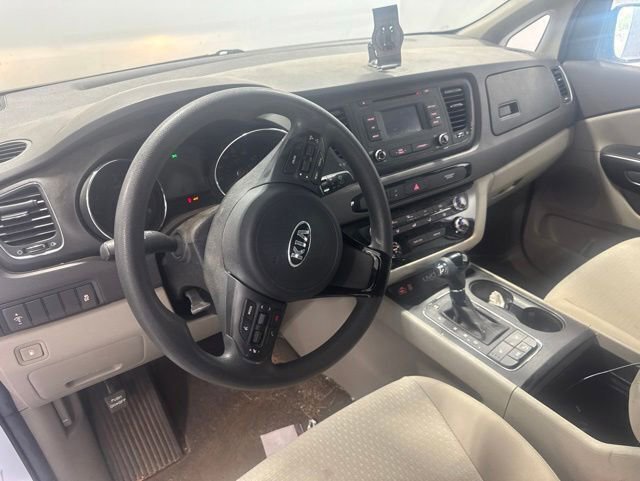 Used 2016 Kia Sedona LX w/ LX Convenience Package FWD image 13