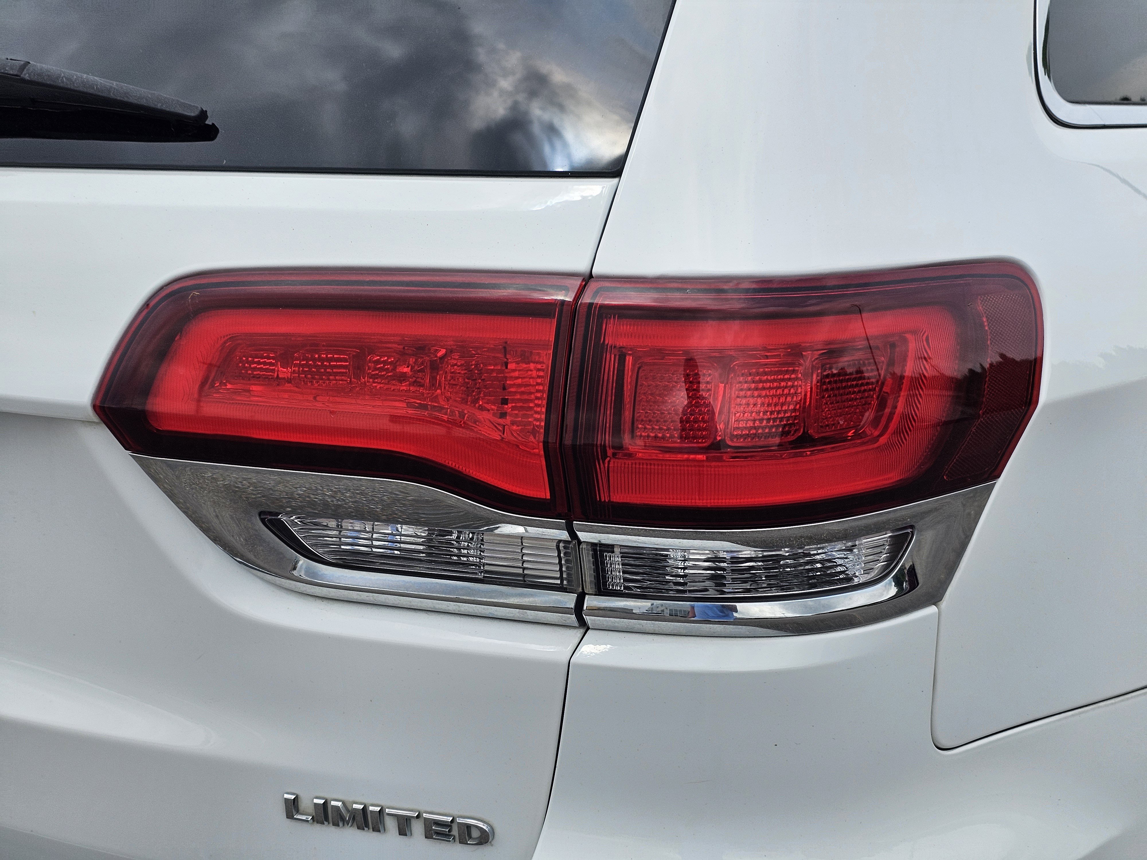 Used 2021 Jeep Grand Cherokee Limited w/ Luxury Group II RWD image 9