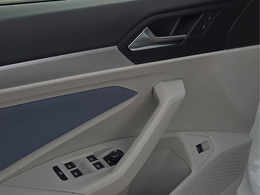 New 2026 Volkswagen Jetta SE image 15