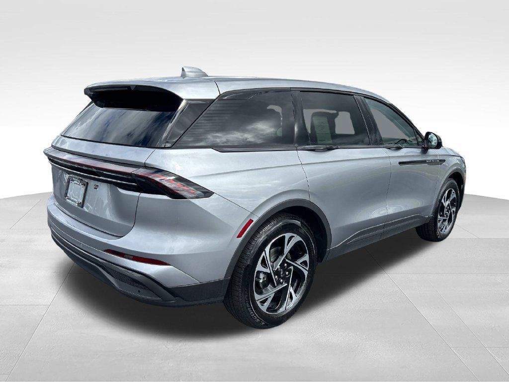 New 2026 Lincoln Nautilus Premier w/ Equipment Group 102A AWD/4WD image 5