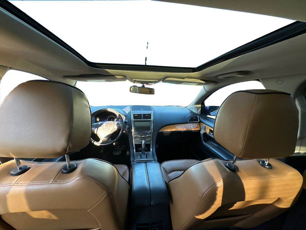 Used 2013 Lincoln MKX AWD image 29